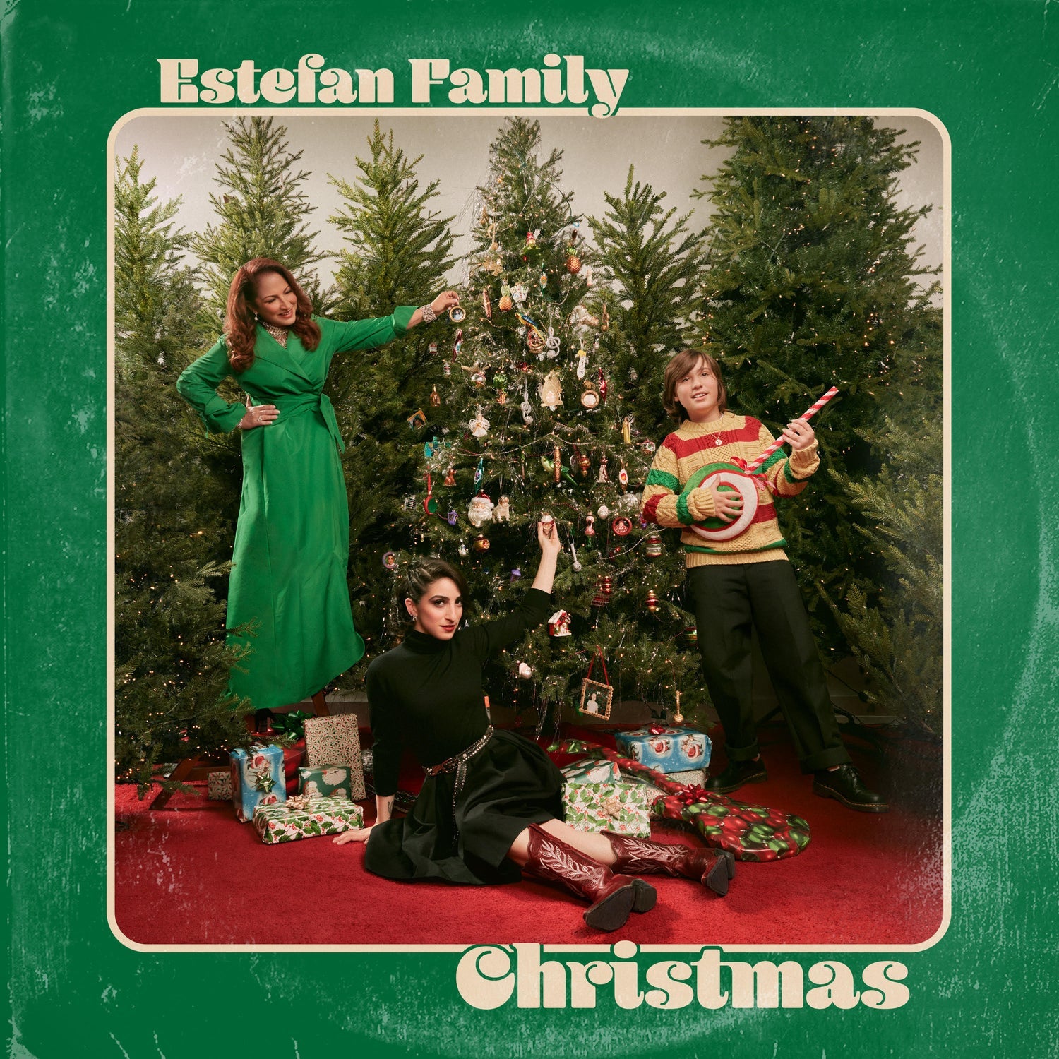 GLORIA ESTEFAN, EMILY ESTEFAN & SASHA ESTEFAN-COPP - ESTEFAN FAMILY CHRISTMAS | CD