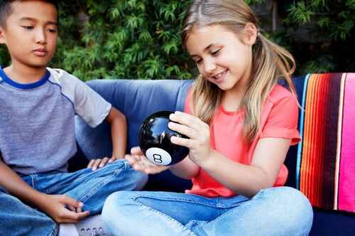 Magic 8 Ball - Mattel - Magic 8 Ball (Board Game) | Game
