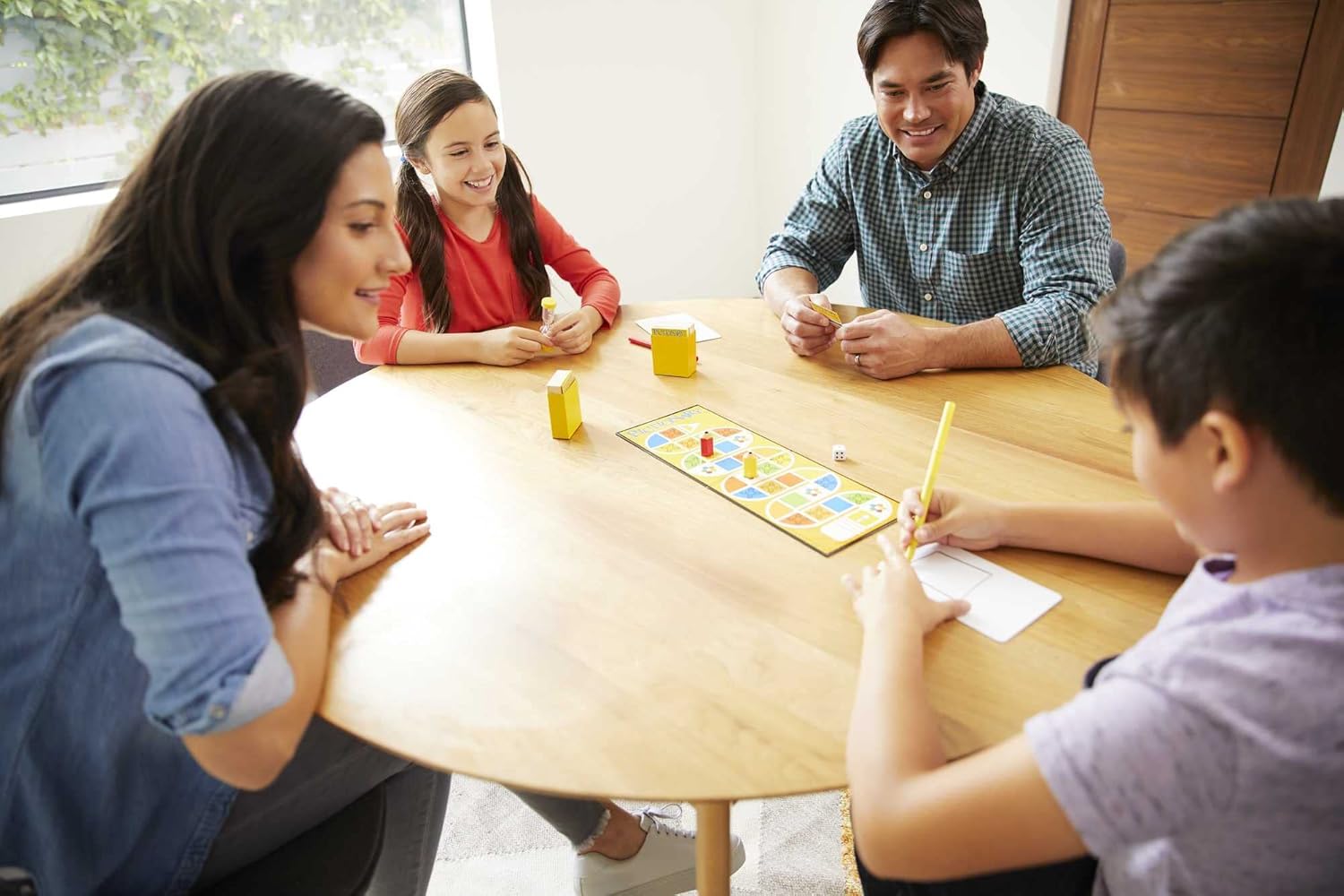 Pictionary | Mattel Games - Pictionary (Large Item, Board Game) | Game