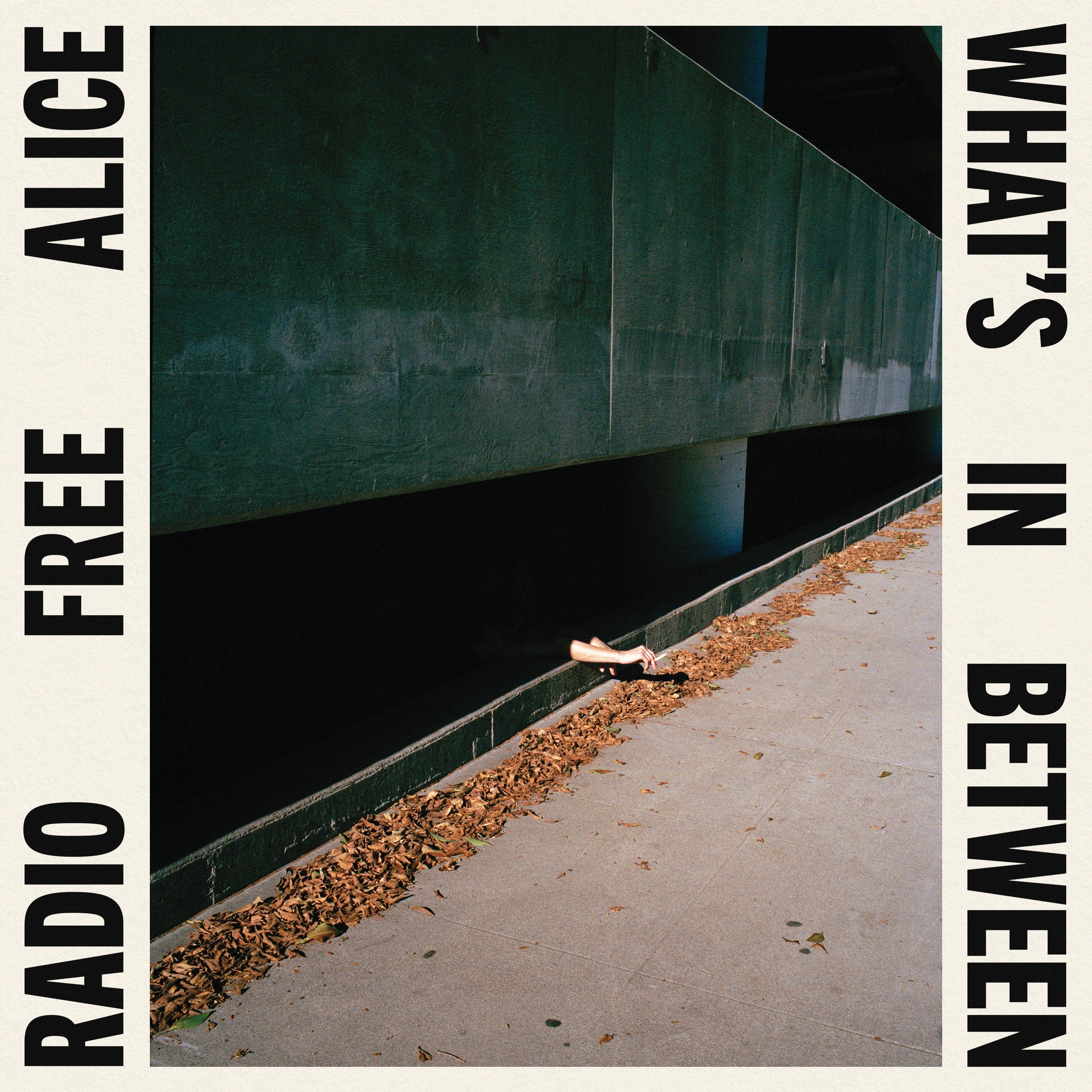 Radio Free Alice - What'S In Between | CD